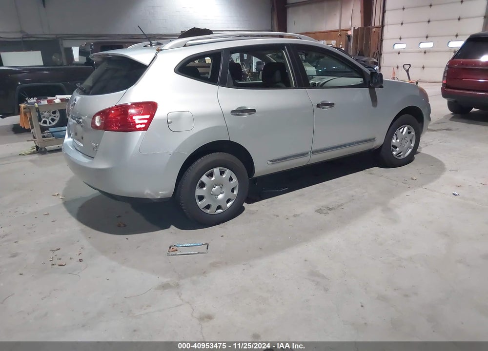 2015 NISSAN ROGUE SELECT S VIN: JN8AS5MVXFW751702