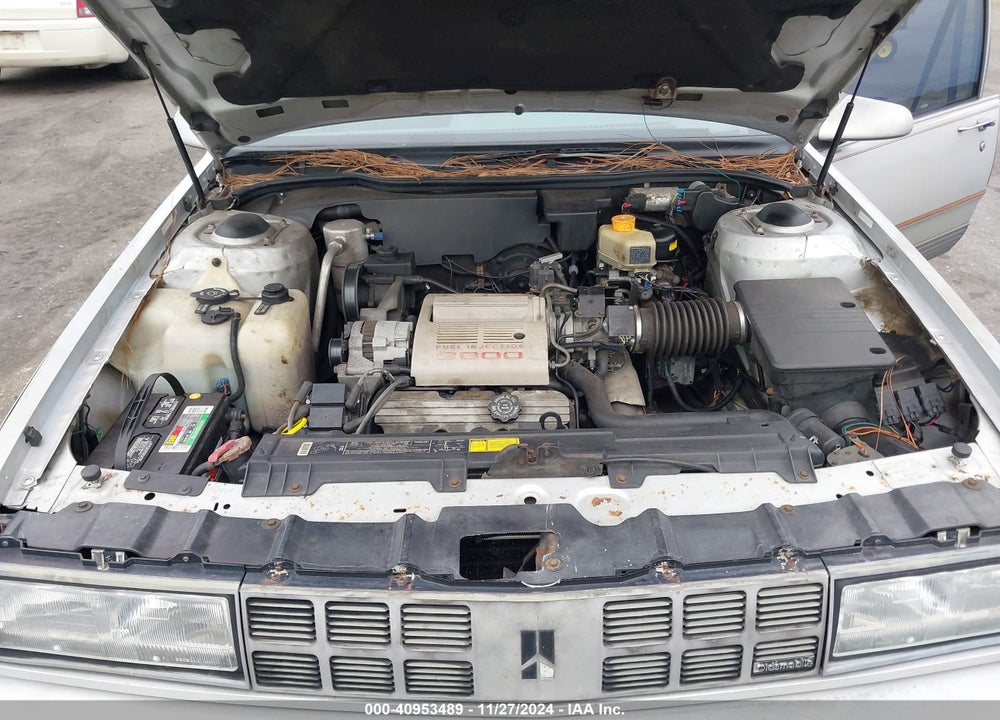 1990 OLDSMOBILE 98 REGENCY TOURING VIN: 1G3CV54C4L4312562