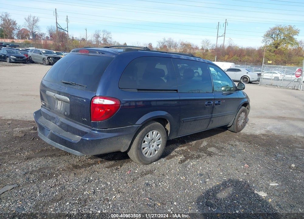 2005 CHRYSLER TOWN & COUNTRY LX VIN: 2C4GP44R85R232613
