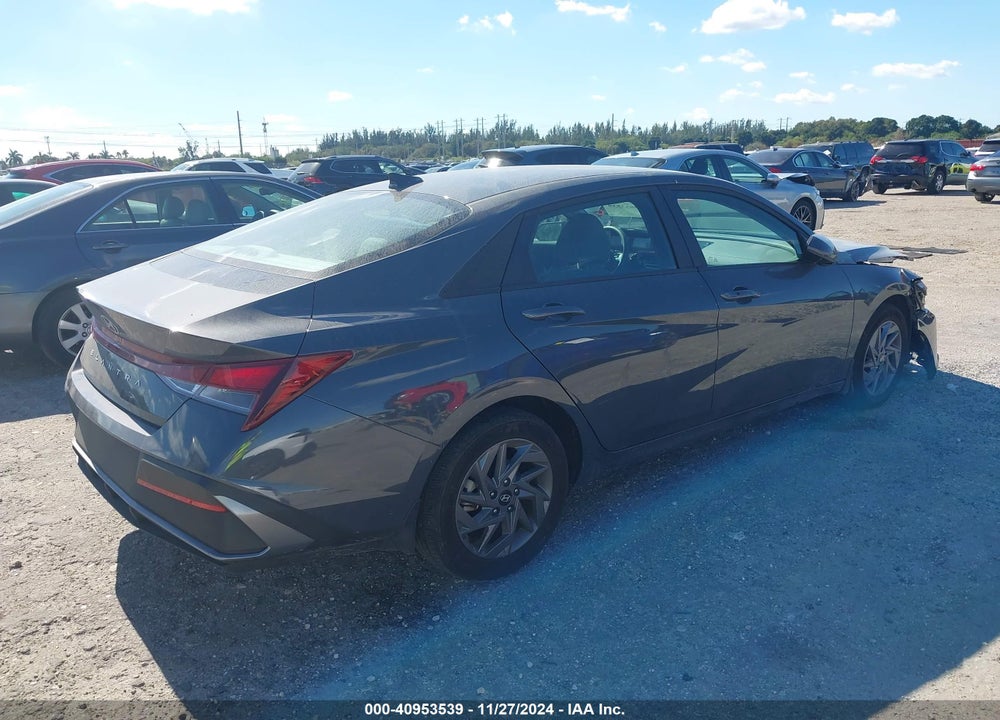 2024 HYUNDAI ELANTRA SEL VIN: KMHLM4DG6RU740962