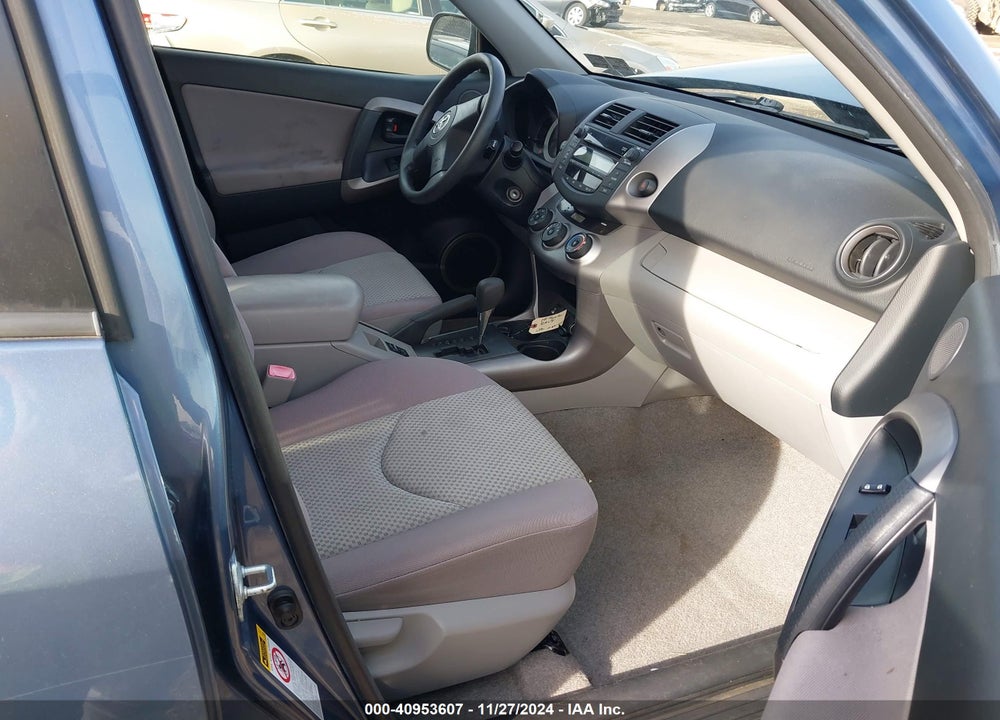 2008 TOYOTA RAV4 VIN: JTMBD35V785184113