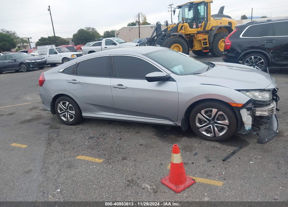 2018 HONDA CIVIC LX VIN: 2HGFC2F56JH505958