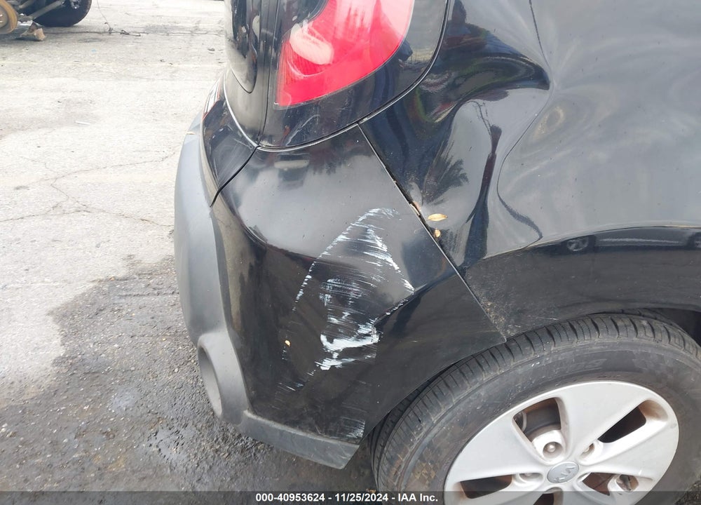 2016 KIA SOUL VIN: KNDJN2A27G7325716