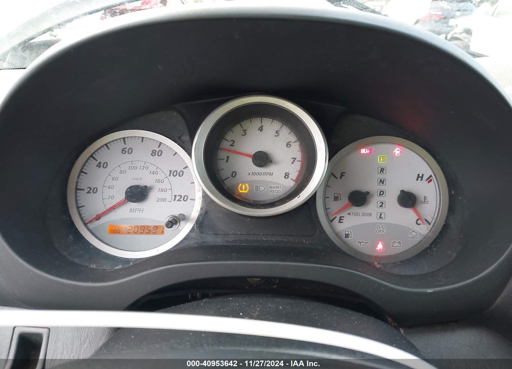 2004 TOYOTA RAV4 VIN: JTEGD20V340011747