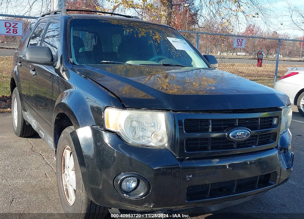 2010 FORD ESCAPE XLS VIN: 1FMCU0C73AKD12180