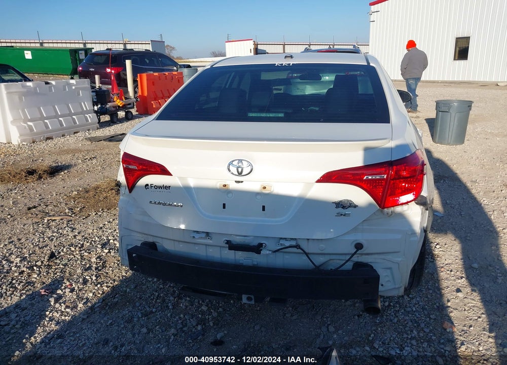 2018 TOYOTA COROLLA L/LE/XLE/SE/XSE VIN: 5YFBURHE3JP808075
