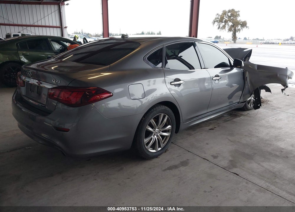 2015 INFINITI Q70 3.7 VIN: JN1BY1AP7FM541571
