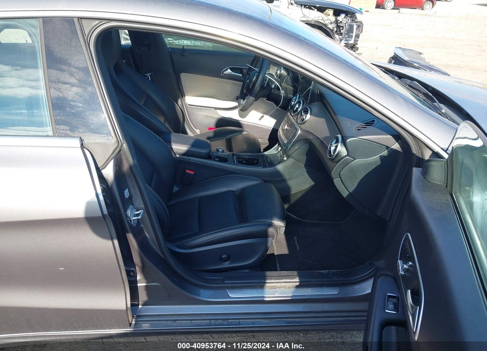 2018 MERCEDES-BENZ CLA 250 VIN: WDDSJ4EB1JN595460