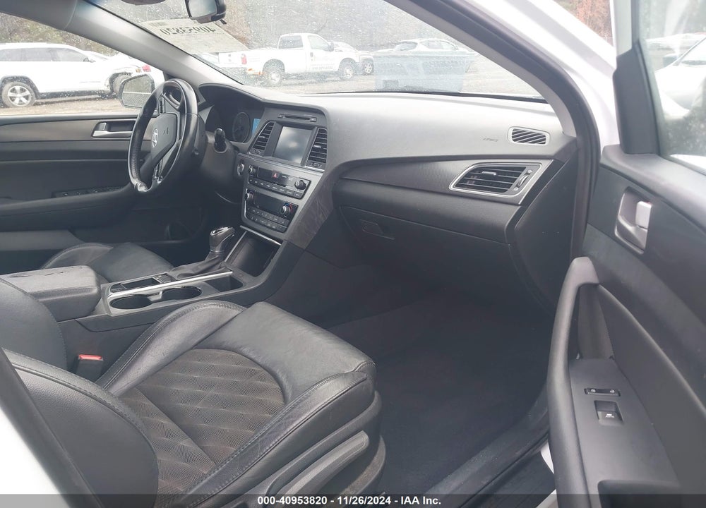 2016 HYUNDAI SONATA SPORT VIN: 5NPE34AF1GH415025