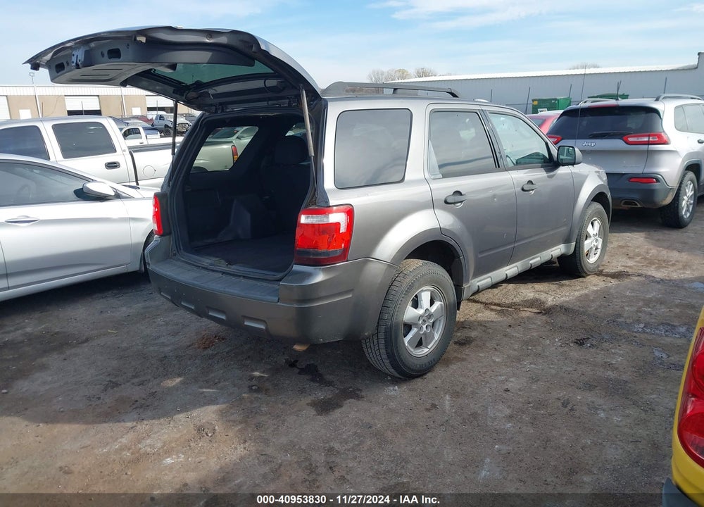 2010 FORD ESCAPE XLT VIN: 1FMCU0DG0AKC78231
