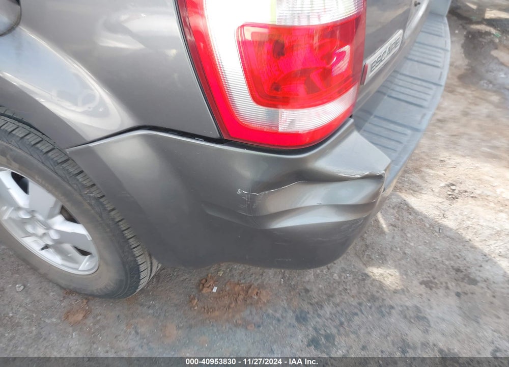 2010 FORD ESCAPE XLT VIN: 1FMCU0DG0AKC78231
