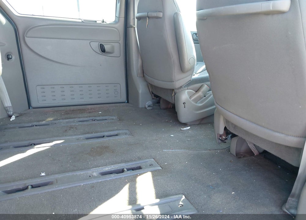 2002 CHRYSLER VOYAGER VIN: 1C4GJ25362B639548