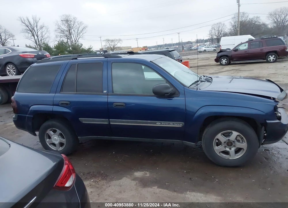 2002 CHEVROLET TRAILBLAZER LT VIN: 1GNDT13S422432259