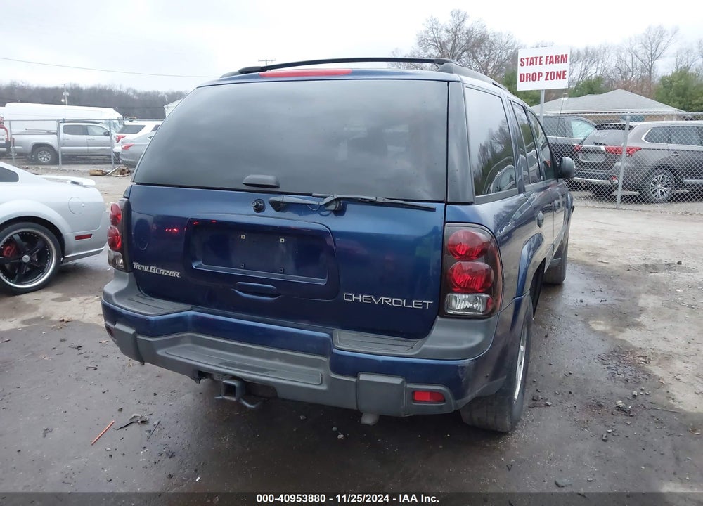 2002 CHEVROLET TRAILBLAZER LT VIN: 1GNDT13S422432259