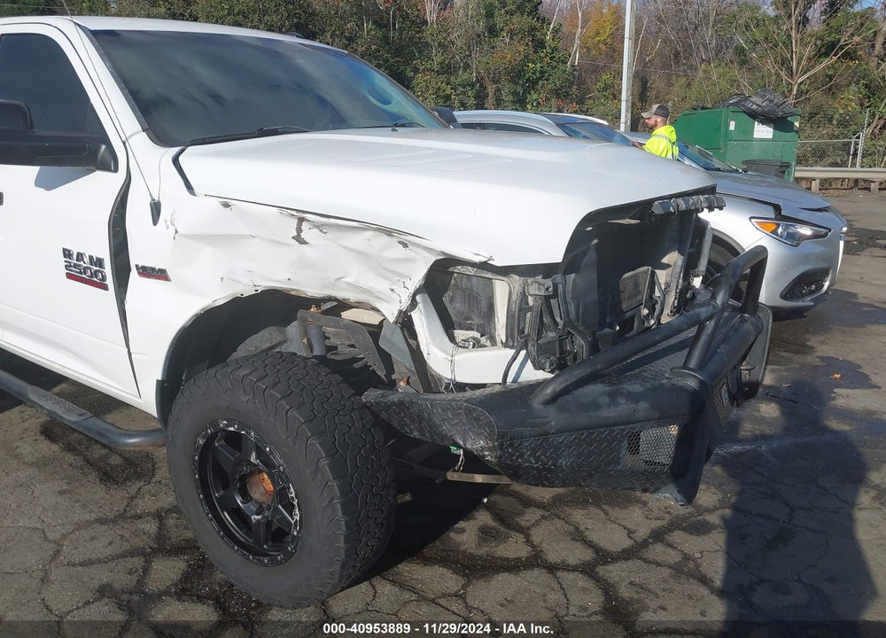 2017 RAM 2500 TRADESMAN 4X4 8' BOX VIN: 3C6TR5HT6HG621854