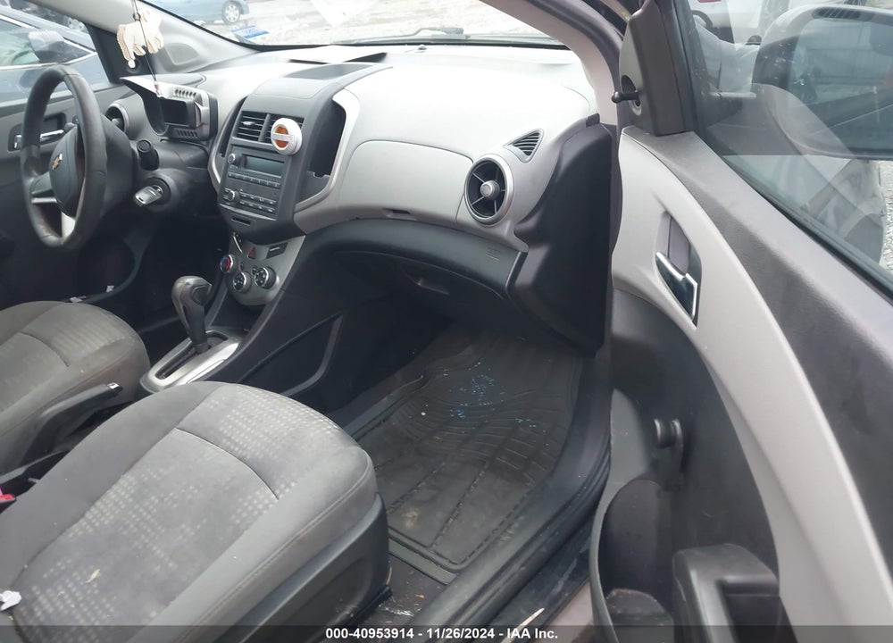 2014 CHEVROLET SONIC LS AUTO VIN: 1G1JA5SH4E4195515