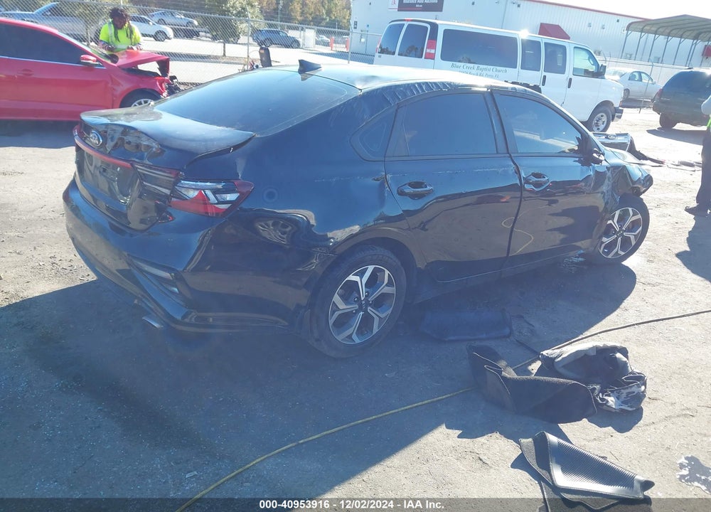 2021 KIA FORTE VIN: 3KPF24AD0ME318064