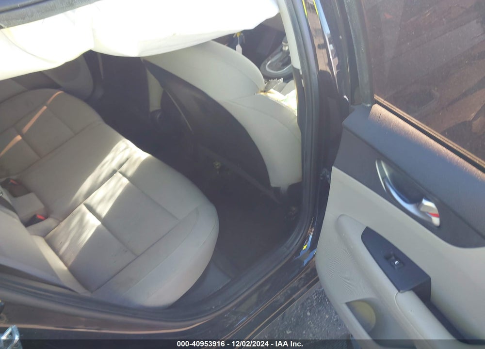 2021 KIA FORTE VIN: 3KPF24AD0ME318064