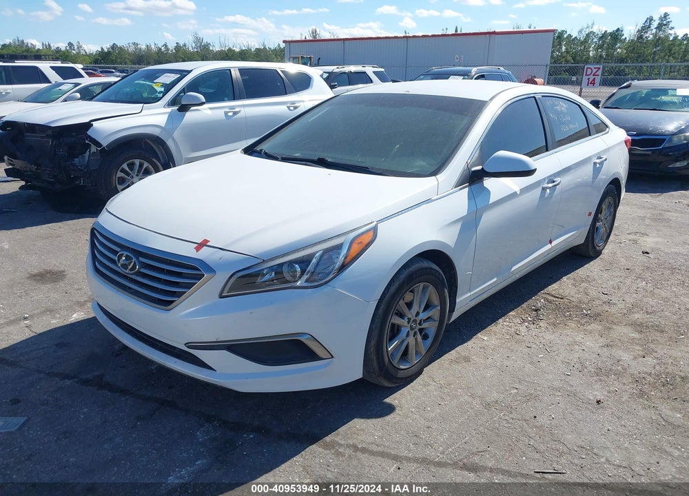 2017 HYUNDAI SONATA VIN: 5NPE24AF4HH568809