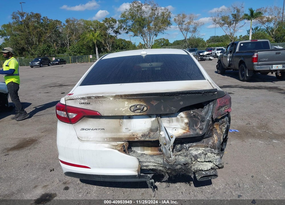 2017 HYUNDAI SONATA VIN: 5NPE24AF4HH568809