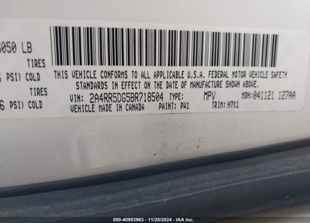 2011 CHRYSLER TOWN & COUNTRY TOURING VIN: 2A4RR5DG5BR718504