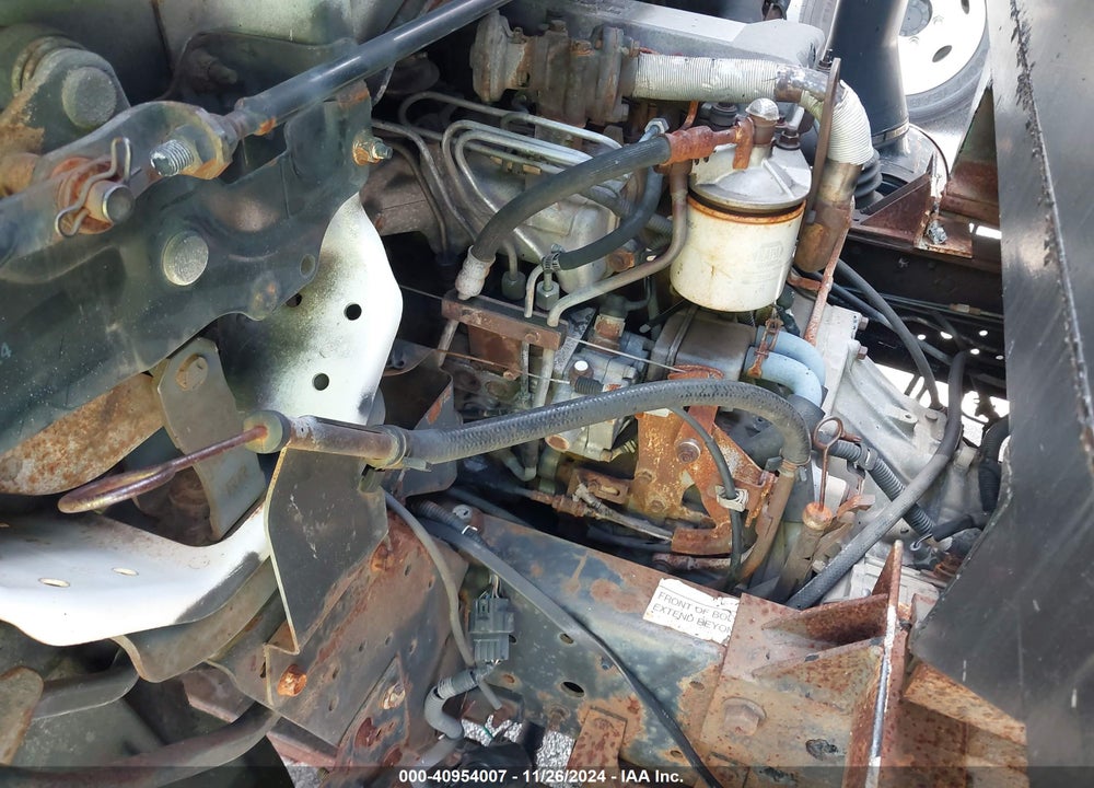 2001 ISUZU NPR VIN: JALC4B14X17008953