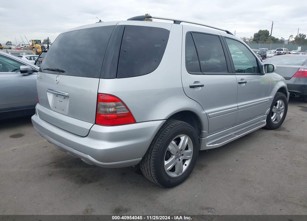2005 MERCEDES-BENZ ML 350 4MATIC VIN: 4JGAB57E25A544008