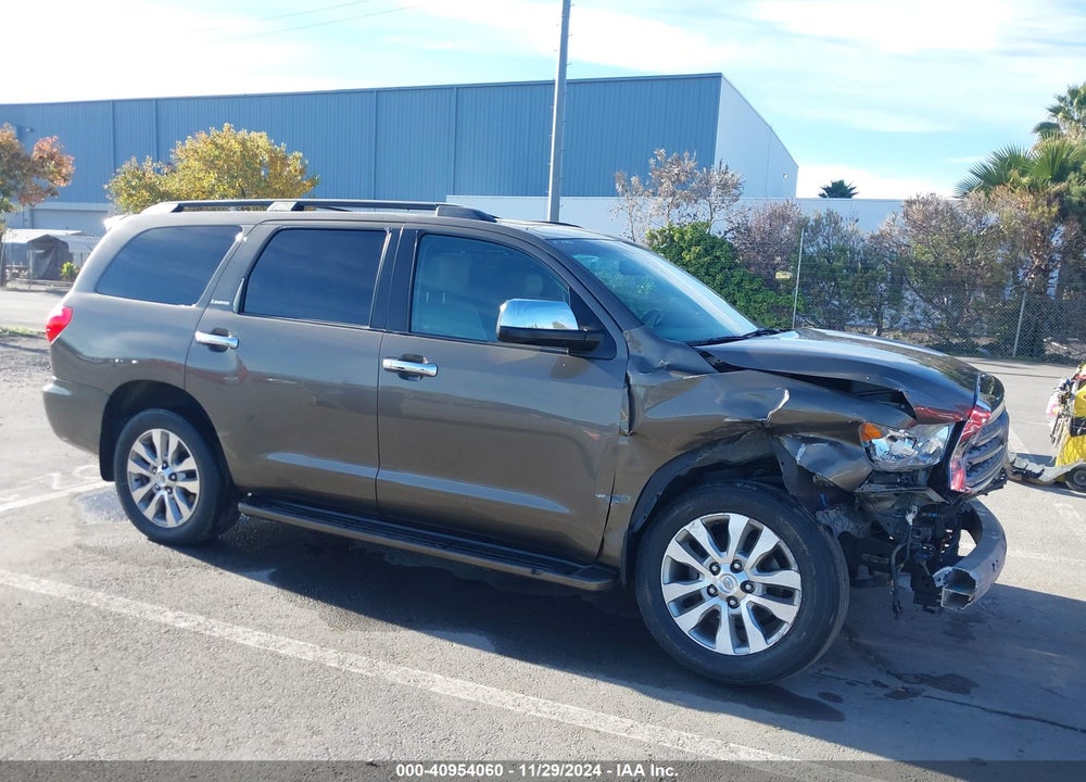 2010 TOYOTA SEQUOIA LIMITED 5.7L V8 VIN: 5TDJY5G16AS028909
