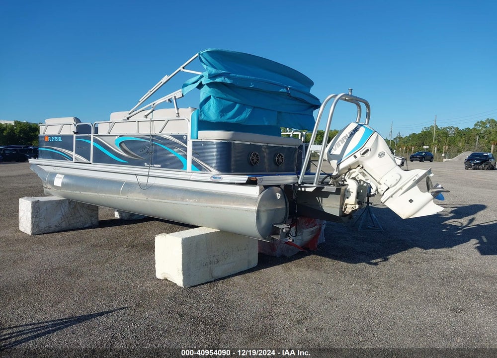 2019 APEX OTHER VIN: APX28090E919