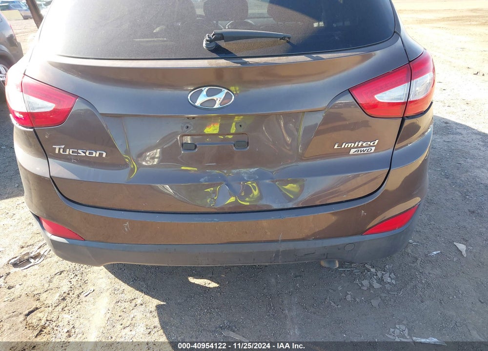 2015 HYUNDAI TUCSON LIMITED VIN: KM8JUCAG8FU984937