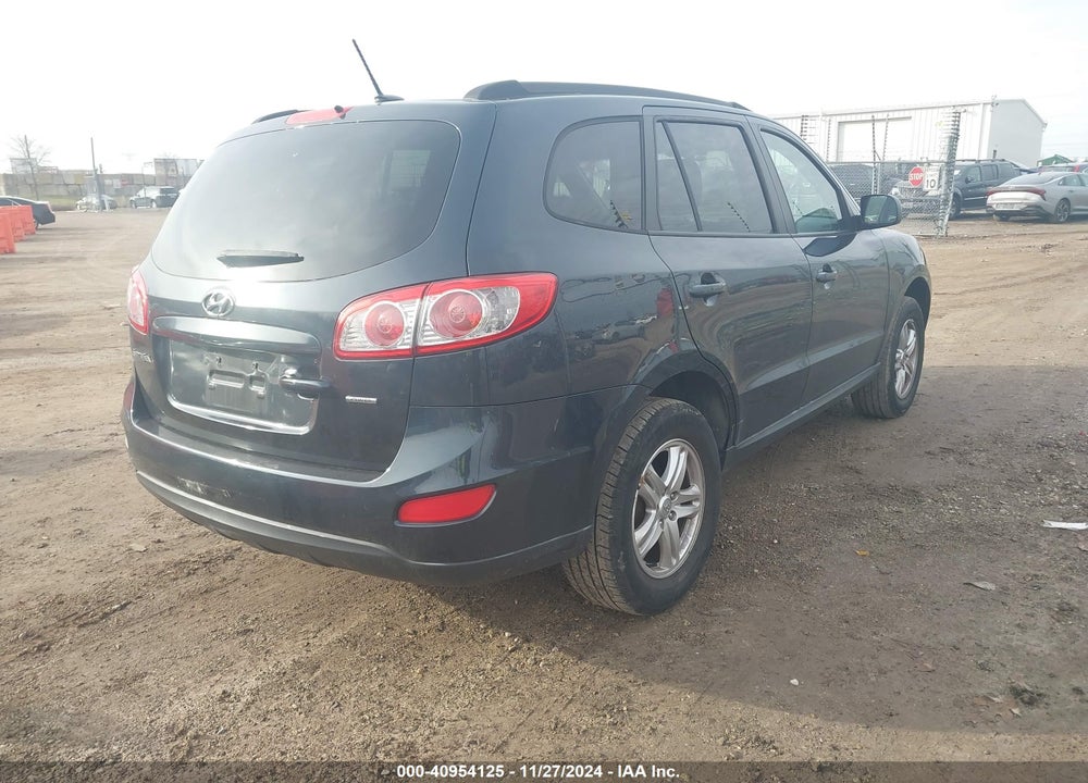 2012 HYUNDAI SANTA FE GLS VIN: 5XYZGDAB2CG153133