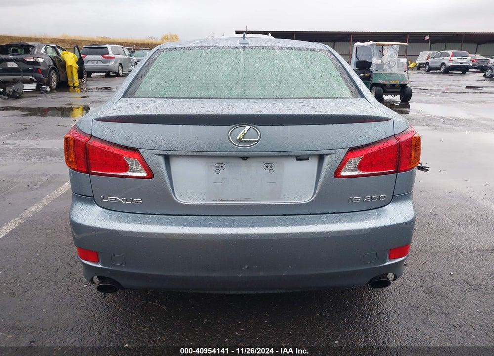 2010 LEXUS IS 250 VIN: JTHBF5C2XA5111093