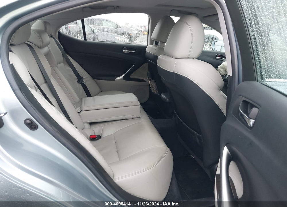 2010 LEXUS IS 250 VIN: JTHBF5C2XA5111093