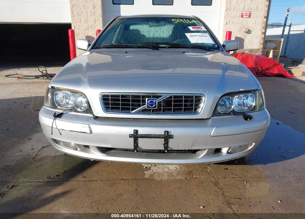2003 VOLVO S40 A VIN: YV1VS27593F002905