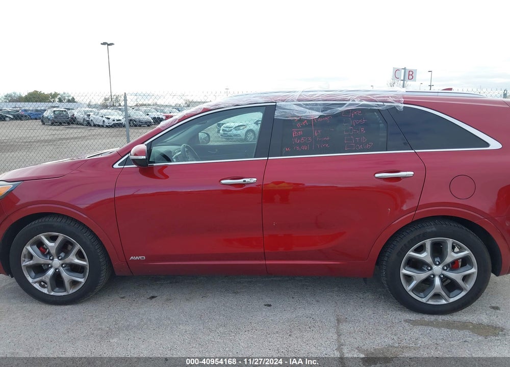 2016 KIA SORENTO 3.3L SX VIN: 5XYPKDA55GG116373