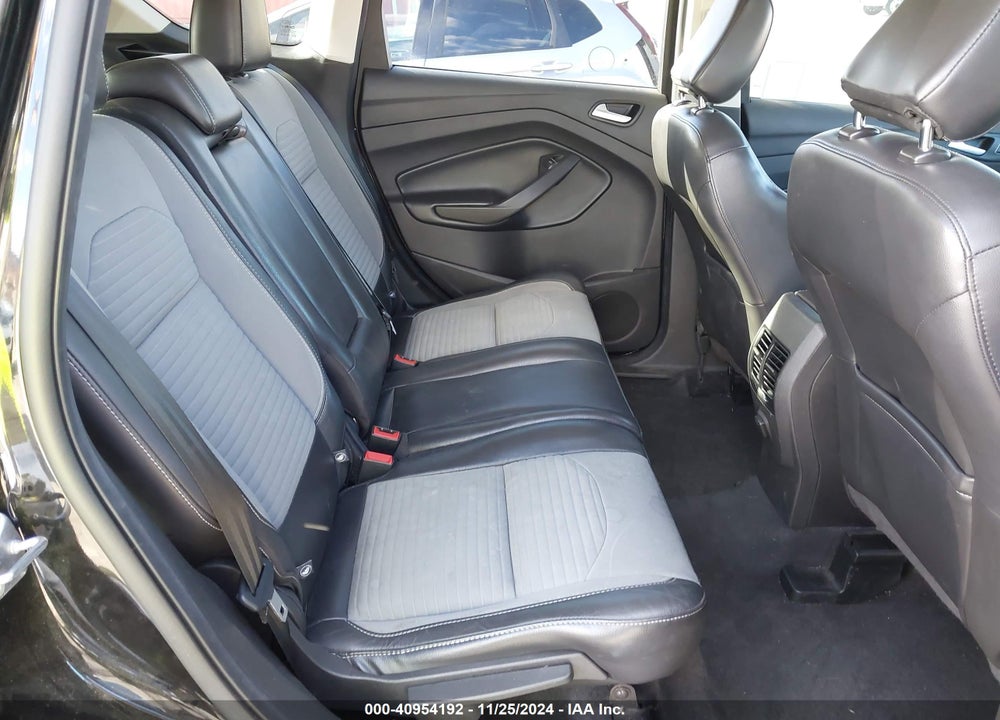 2019 FORD ESCAPE SE VIN: 1FMCU9GD0KUC33530