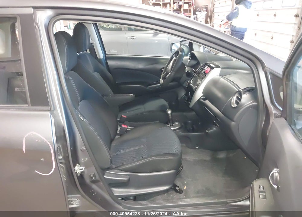 2018 NISSAN VERSA NOTE SV VIN: 3N1CE2CPXJL353517