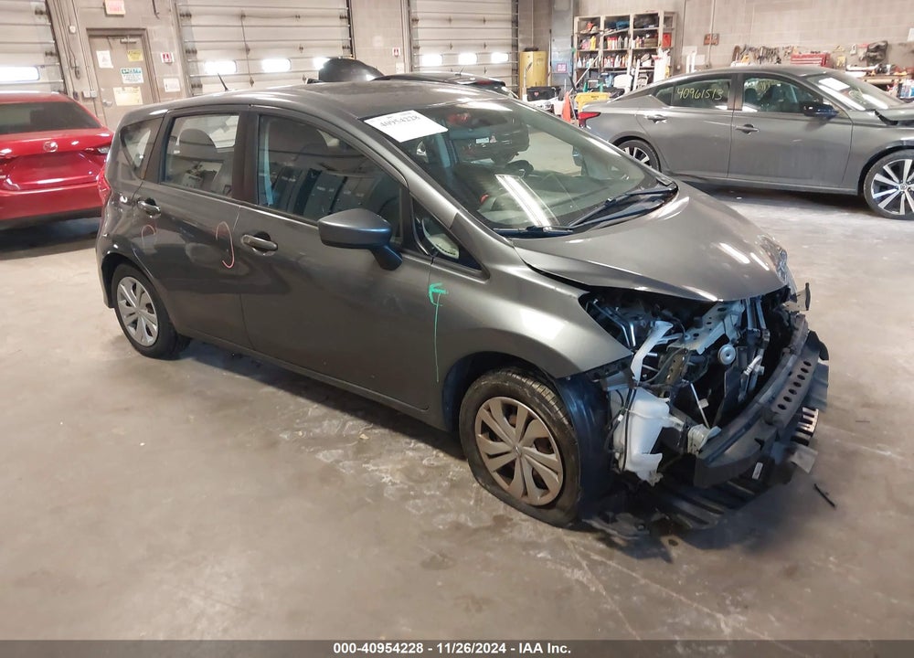 2018 NISSAN VERSA NOTE SV VIN: 3N1CE2CPXJL353517
