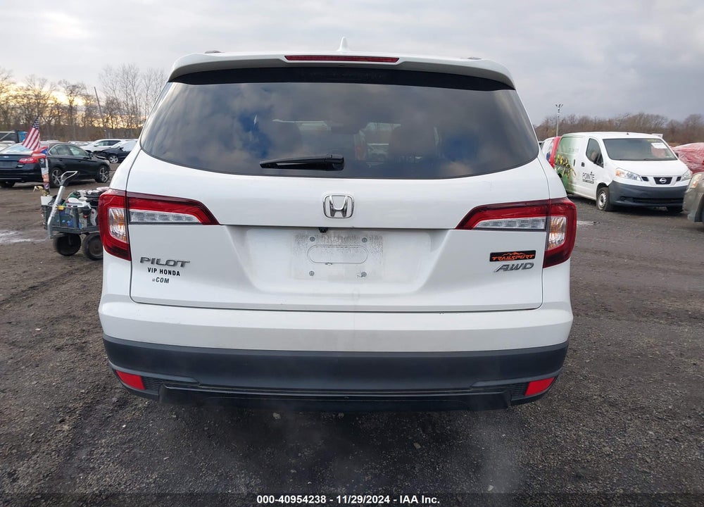2022 HONDA PILOT AWD TRAILSPORT VIN: 5FNYF6H88NB099965