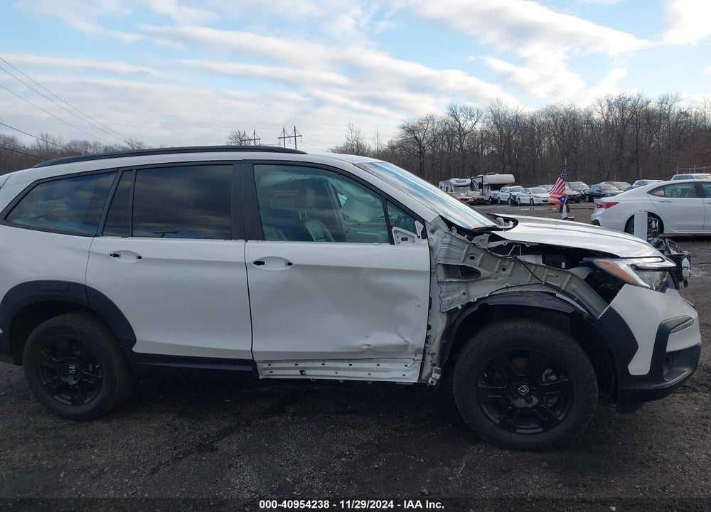 2022 HONDA PILOT AWD TRAILSPORT VIN: 5FNYF6H88NB099965