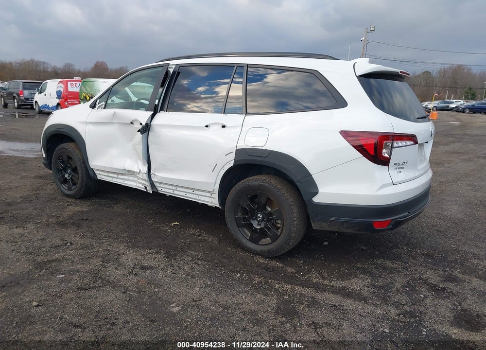 2022 HONDA PILOT AWD TRAILSPORT VIN: 5FNYF6H88NB099965