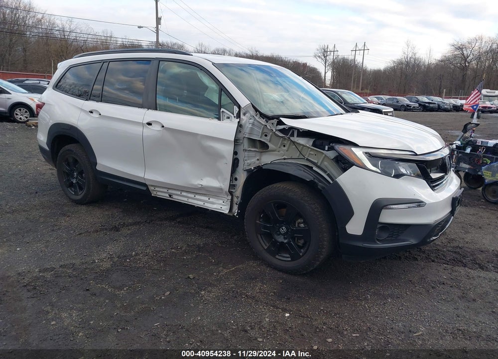 2022 HONDA PILOT AWD TRAILSPORT VIN: 5FNYF6H88NB099965