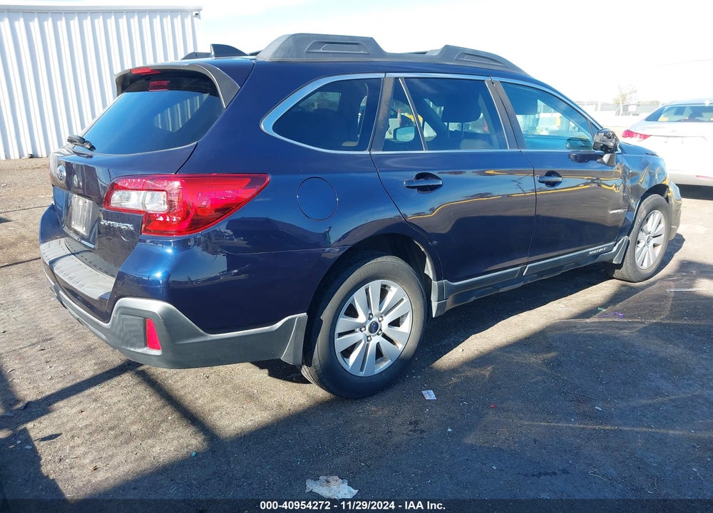 2018 SUBARU OUTBACK 2.5I PREMIUM VIN: 4S4BSAFC3J3206385