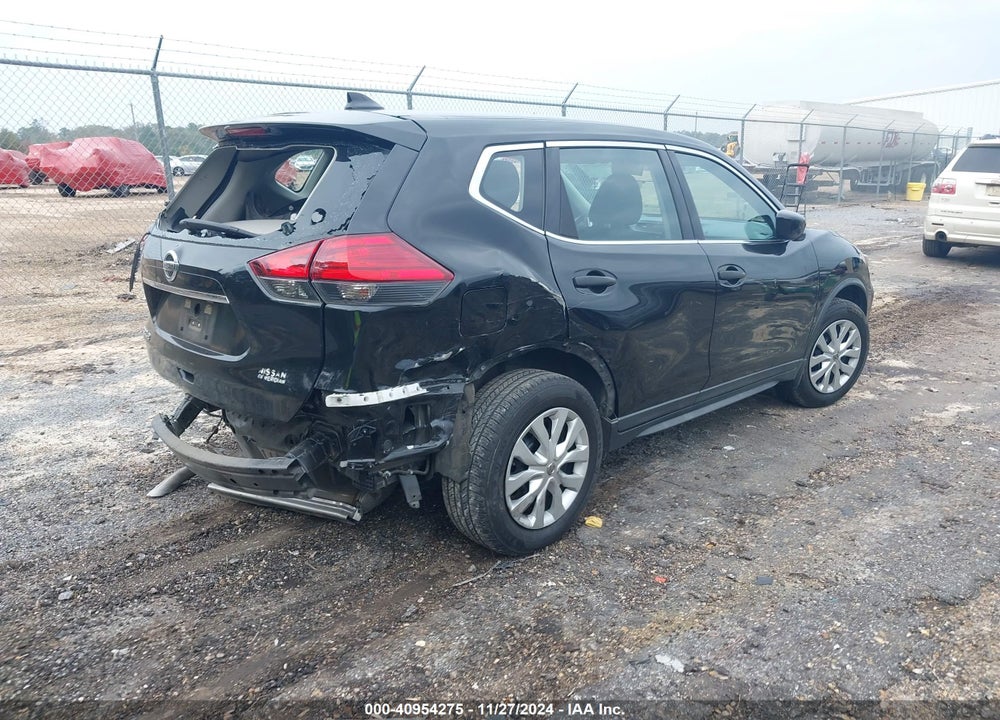 2017 NISSAN ROGUE S VIN: KNMAT2MT9HP585904