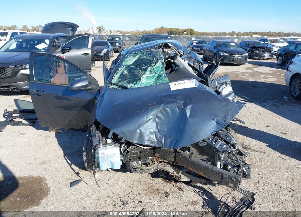 2019 TOYOTA COROLLA VIN: 2T1BURHE5KC243488