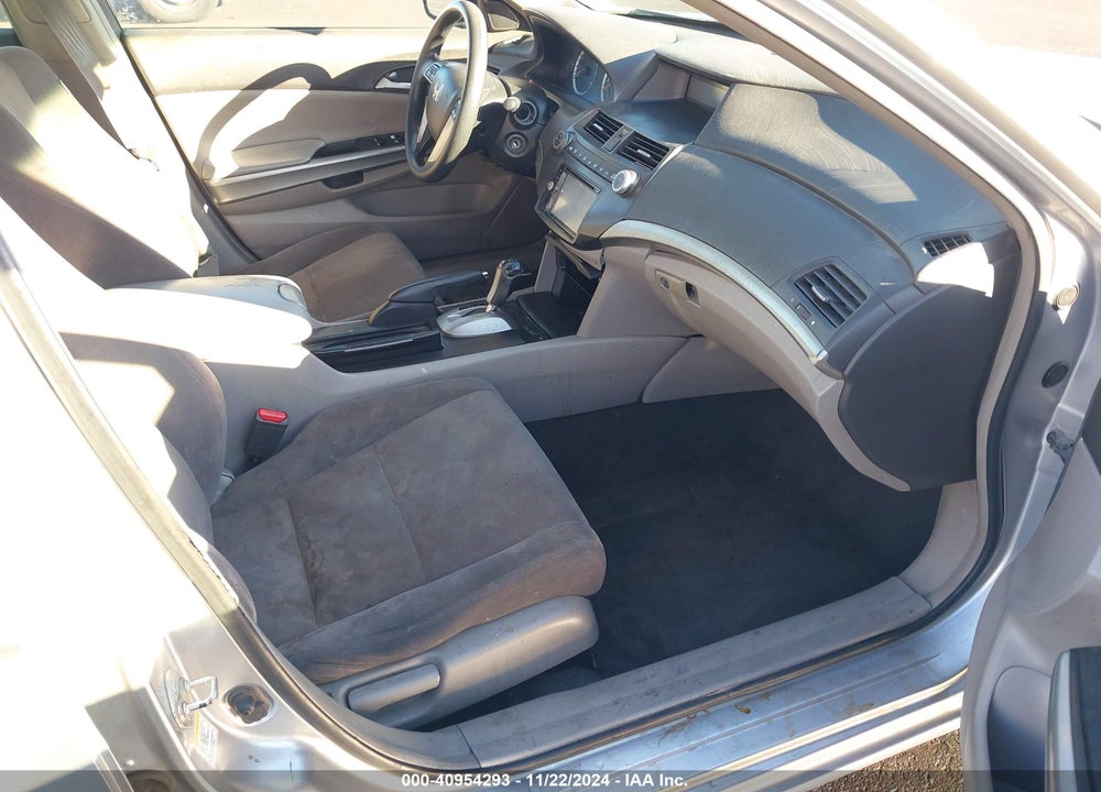 2008 HONDA ACCORD 2.4 EX VIN: JHMCP26798C003318