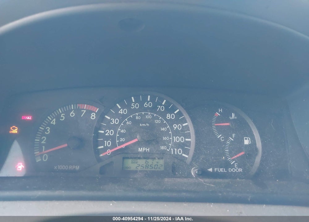 2003 TOYOTA COROLLA CE VIN: 1NXBR32EX3Z149047
