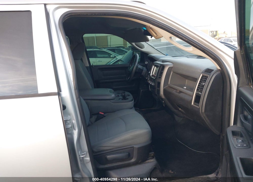 2013 RAM 1500 VIN: 1C6RR7ST0DS709302