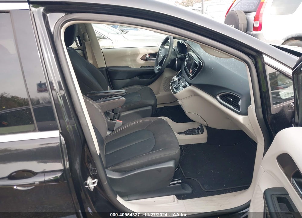 2023 CHRYSLER VOYAGER LX VIN: 2C4RC1CG5PR512110