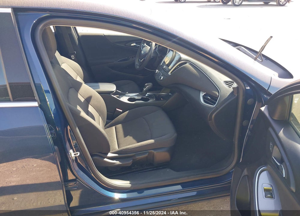 2022 CHEVROLET MALIBU FWD LT VIN: 1G1ZD5ST2NF133839